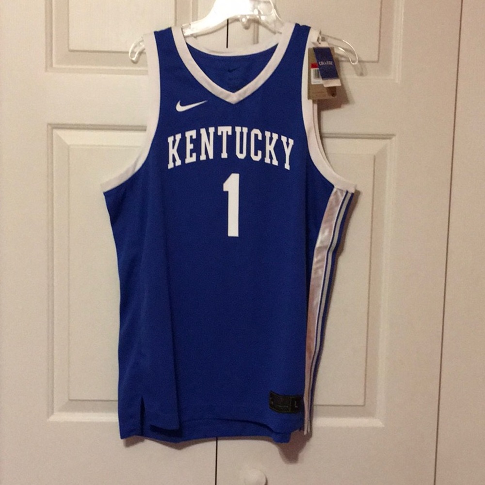 NWT Kentucky College Basketball Jersey Nike Dri-fit. Size L